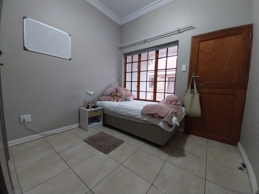 1 Bedroom Property for Sale in Die Bult North West